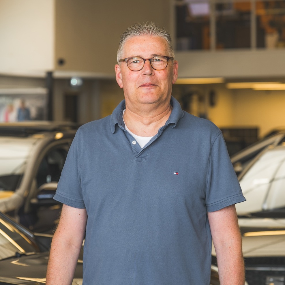 Gallery gallery_images_2_3_17859390351098272686.jpg Dick Bisschop | Van der Linden Auto