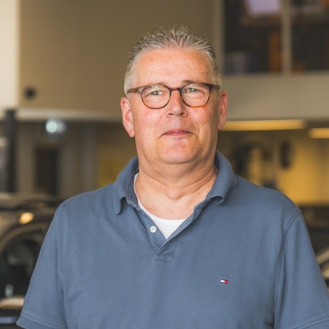 Gallery gallery_images_3_3_1785940057318778176.jpg Dick Bisschop | Van der Linden Auto